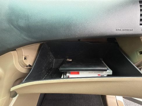 Used 2013 Toyota Highlander SE FWD image 45