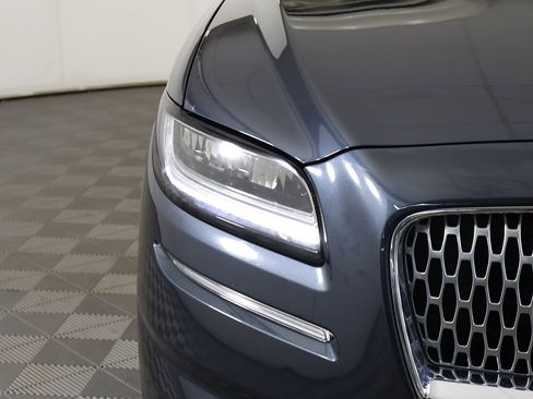 Used 2022 Lincoln Nautilus Reserve image 17