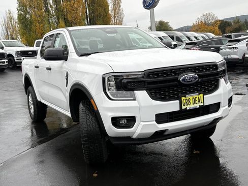 New 2025 Ford Ranger XL image 3