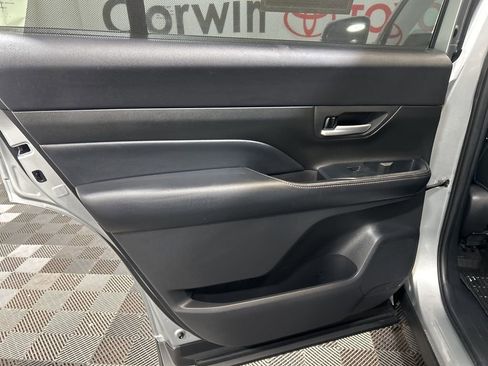 Used 2024 Toyota Grand Highlander AWD image 20