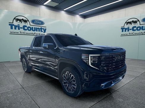 Used 2024 GMC Sierra 1500 Denali Ultimate image 1