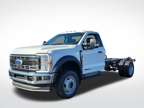 New 2026 Ford F550 4x4 Regular Cab Super Duty image 3