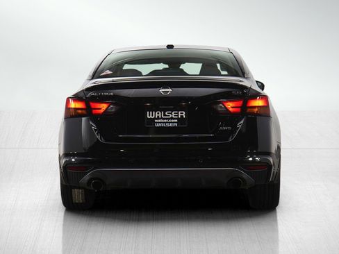 Used 2021 Nissan Altima 2.5 SR image 5