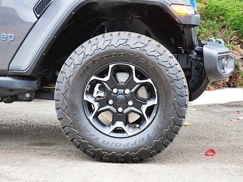 Used 2021 Jeep Wrangler Unlimited Rubicon 4xe image 8