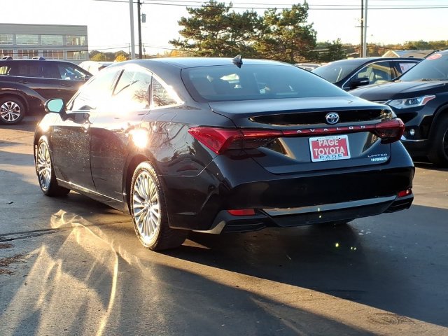 Used 2019 Toyota Avalon Limited w/ All Weather Liner Package FWD image 6