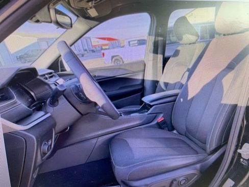 Used 2024 Jeep Grand Cherokee L Laredo w/ Luxury Tech Group I image 3