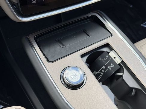 New 2026 Volvo EX90 Ultra image 24