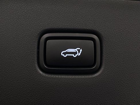 Certified 2024 Hyundai Tucson Limited AWD/4WD image 6