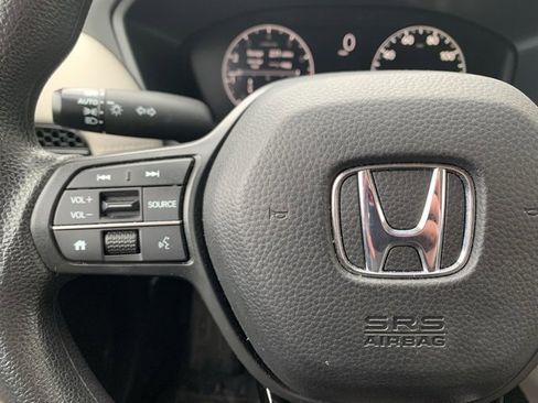 Used 2024 Honda HR-V LX image 4