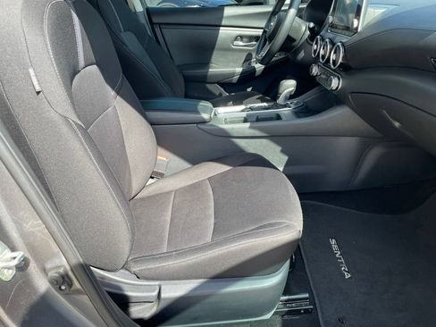 Used 2024 Nissan Sentra SV w/ Lighting Package FWD image 27