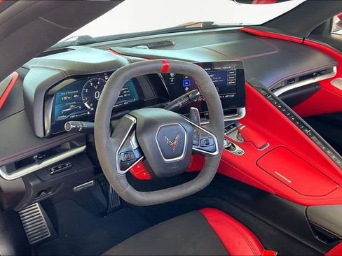 Used 2023 Chevrolet Corvette Stingray w/ Z51 Performance Package image 12