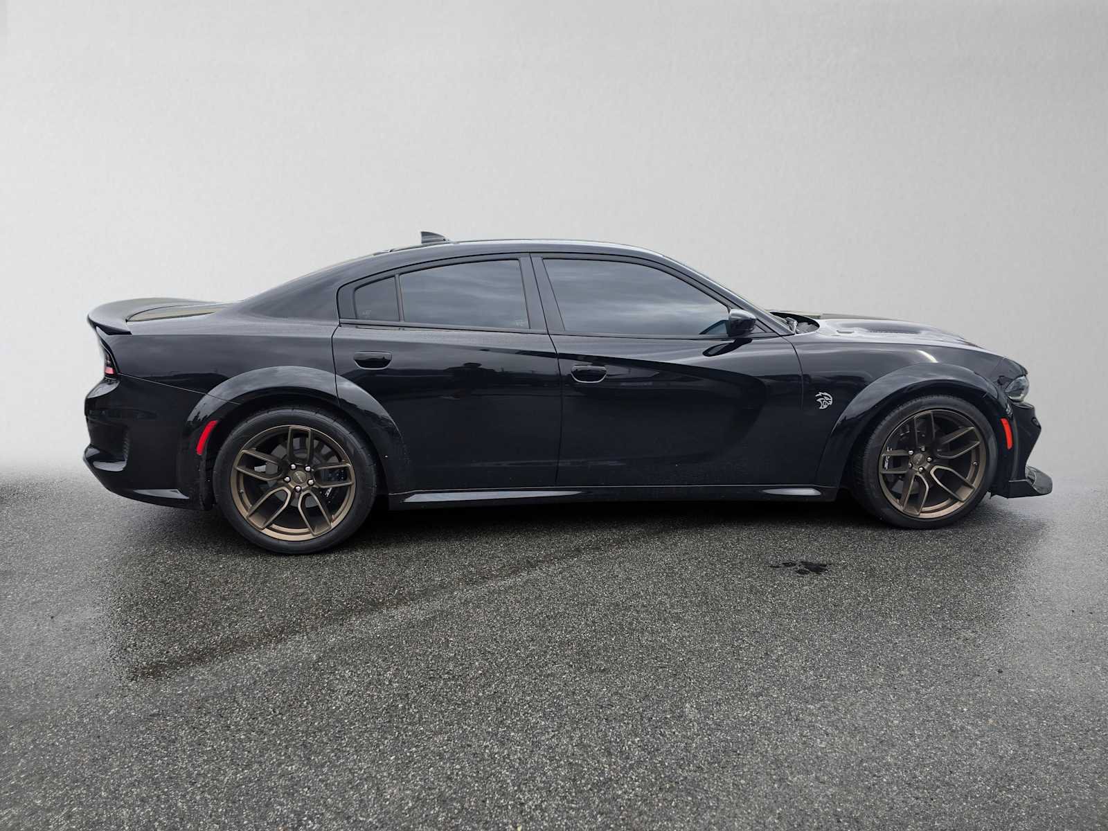 Used 2023 Dodge Charger SRT Hellcat w/ Harman/Kardon Audio Group RWD image 6