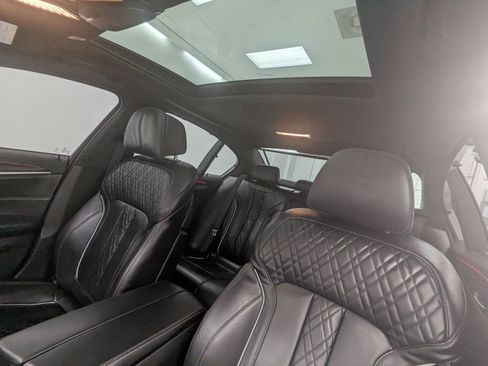 Used 2019 BMW M550i xDrive w/ Premium Package 2 image 13