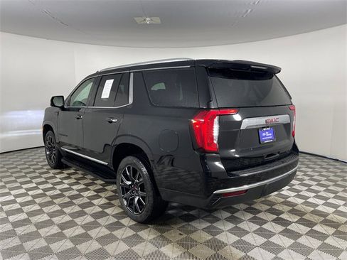 Used 2023 GMC Yukon SLT w/ SLT Luxury Package image 20