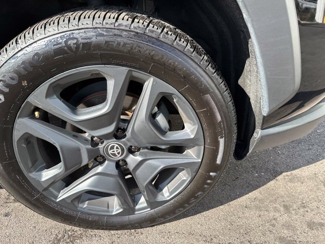 Used 2024 Toyota RAV4 Adventure AWD/4WD image 9