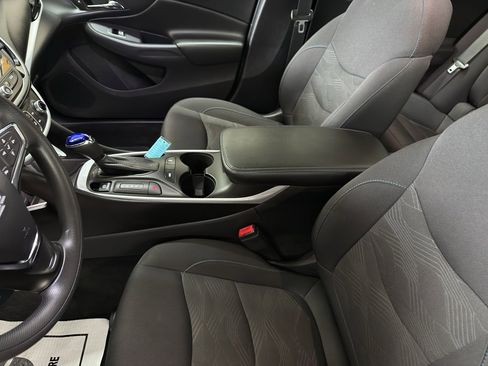 Used 2019 Chevrolet Volt LT image 15