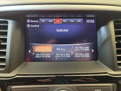 Used 2020 Nissan Pathfinder SV image 25