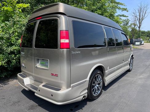Used 2014 GMC Savana 1500 RWD image 30