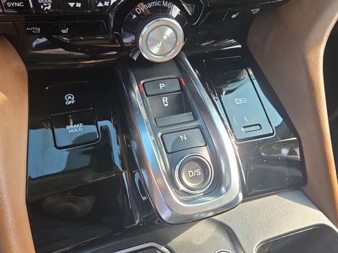 Used 2024 Acura MDX SH-AWD w/ Technology Package image 29