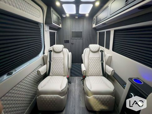 Used 2026 Mercedes-Benz Sprinter 2500 image 6