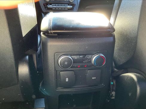 Used 2020 Ford Explorer XLT w/ Equipment Group 202A image 40
