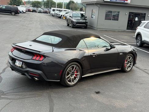 Used 2024 Ford Mustang GT Premium RWD image 34