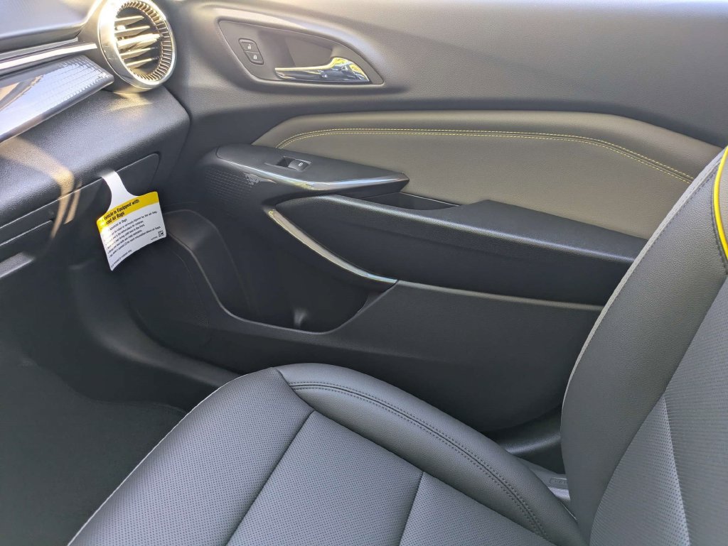 New 2026 Chevrolet Trax ACTIV w/ Driver Confidence Package FWD image 19