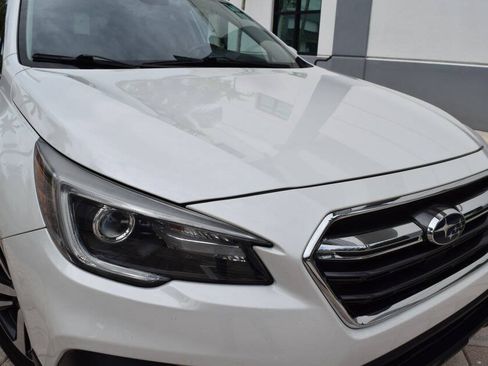 Used 2018 Subaru Outback 2.5i Limited AWD/4WD image 10