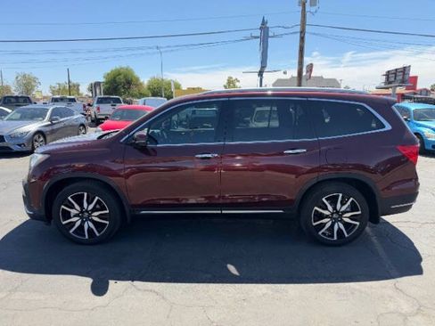 Used 2021 Honda Pilot Touring image 6