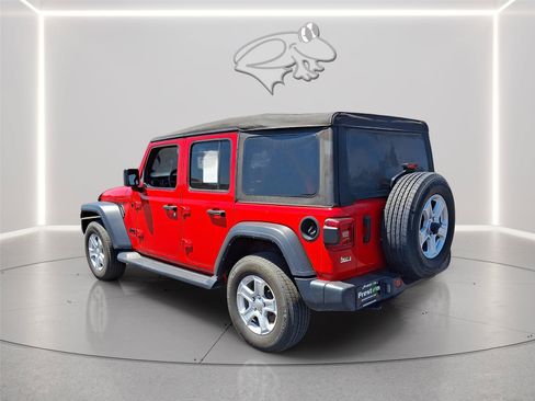 Used 2022 Jeep Wrangler Unlimited Sport AWD/4WD image 3
