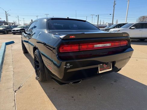 Used 2008 Dodge Challenger SRT8 image 7