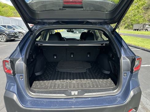 Used 2025 Subaru Outback Onyx Edition AWD/4WD image 23