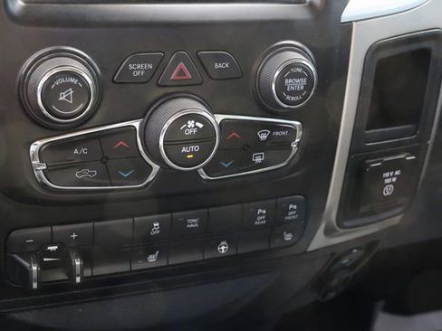 Used 2016 RAM 1500 Big Horn image 25