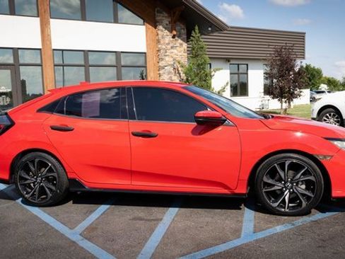 Used 2017 Honda Civic Sport image 20