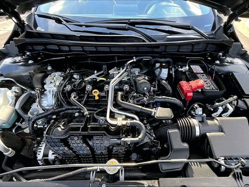 Used 2025 Nissan Altima 2.5 SV image 31