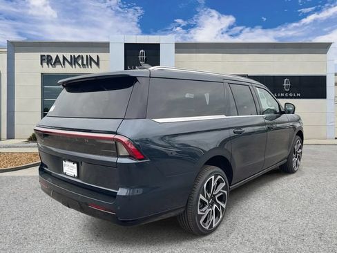 New 2026 Lincoln Navigator L Reserve AWD/4WD image 7