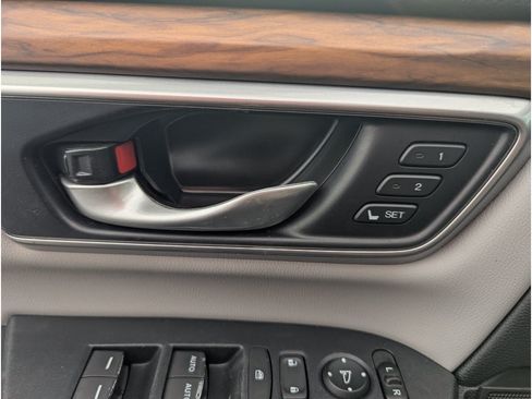 Used 2021 Honda CR-V EX-L image 18
