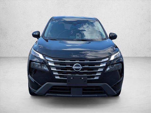Used 2024 Nissan Rogue SV AWD/4WD image 2