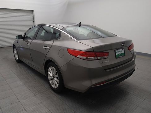 Used 2016 Kia Optima EX image 5