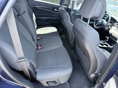 Used 2016 Kia Sorento LX w/ LX Convenience Package FWD image 13