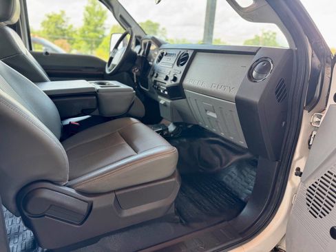 Used 2015 Ford F550 4x4 SuperCab Super Duty image 22