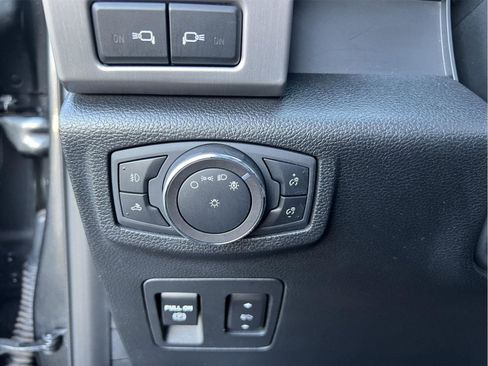 Used 2020 Ford F150 Platinum w/ Equipment Group 701A Luxury image 24