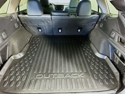 Certified 2023 Subaru Outback Onyx Edition image 33