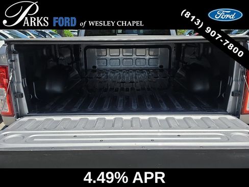 Used 2024 RAM 3500 Tradesman w/ Chrome Appearance Group AWD/4WD image 9