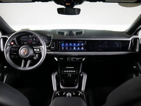 Certified 2026 Porsche Cayenne Coupe AWD/4WD image 12