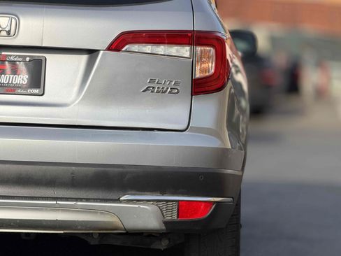 Used 2019 Honda Pilot Elite image 9
