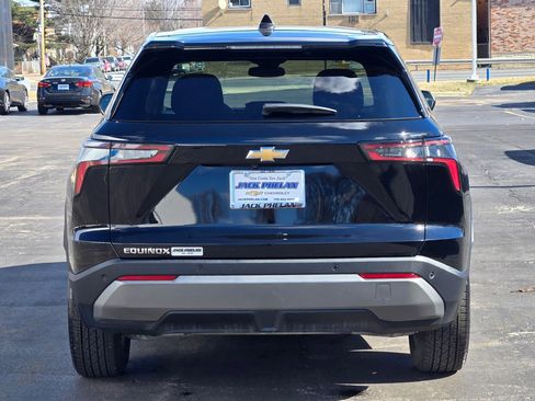Certified 2025 Chevrolet Equinox LT image 12
