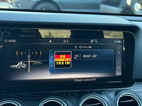 Used 2019 Mercedes-Benz E 300 image 34