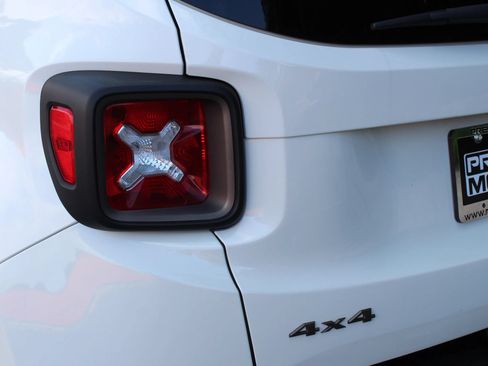 Used 2016 Jeep Renegade 75th Anniversary AWD/4WD image 42