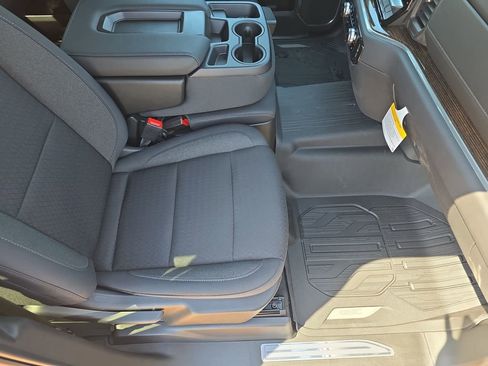 New 2026 GMC Sierra 1500 SLE AWD/4WD image 10